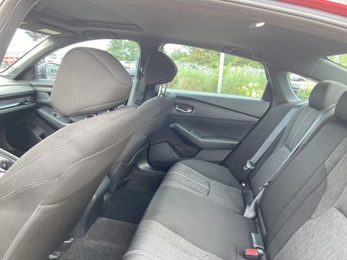 Used 2023 Honda Accord Sport image 17