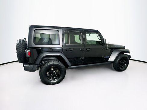 Used 2023 Jeep Wrangler Unlimited w/ 8.4" Radio Group AWD/4WD image 10