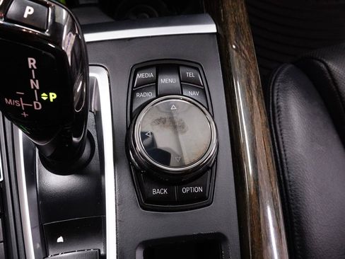 Used 2016 BMW X5 xDrive50i AWD/4WD image 17