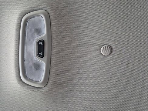 Used 2025 Chevrolet Trax ACTIV w/ Driver Confidence Package image 48