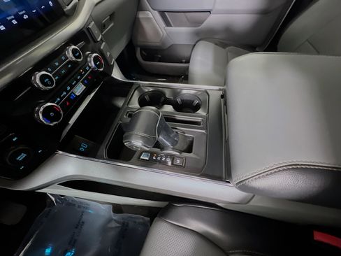 Used 2023 Ford F150 Lariat image 24