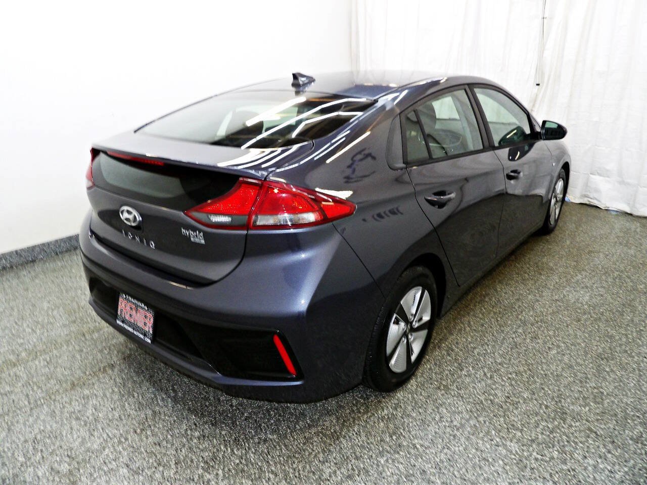 Used 2018 Hyundai Ioniq Blue FWD image 6