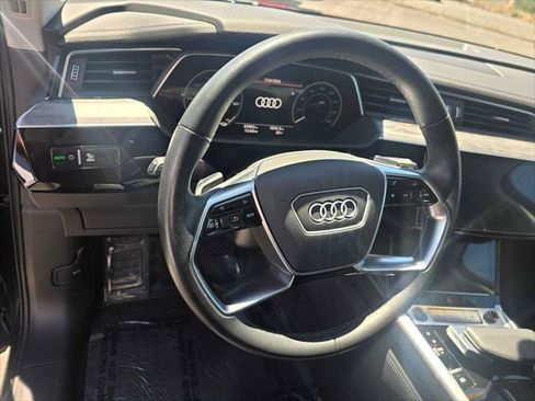 Used 2024 Audi Q8 e-tron Premium Plus AWD/4WD image 25