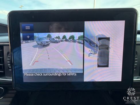 Used 2021 Ford Explorer Limited w/ Equipment Group 301A AWD/4WD image 22