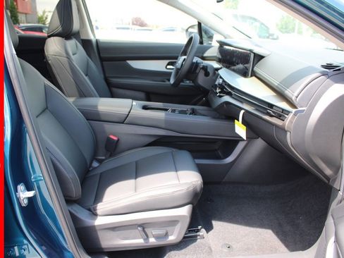 New 2025 Nissan Murano SL image 14