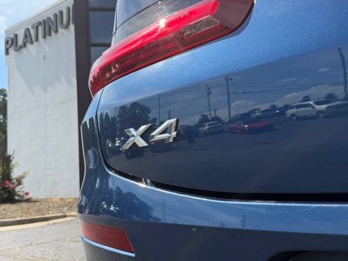 Used 2022 BMW X4 xDrive30i AWD/4WD image 10