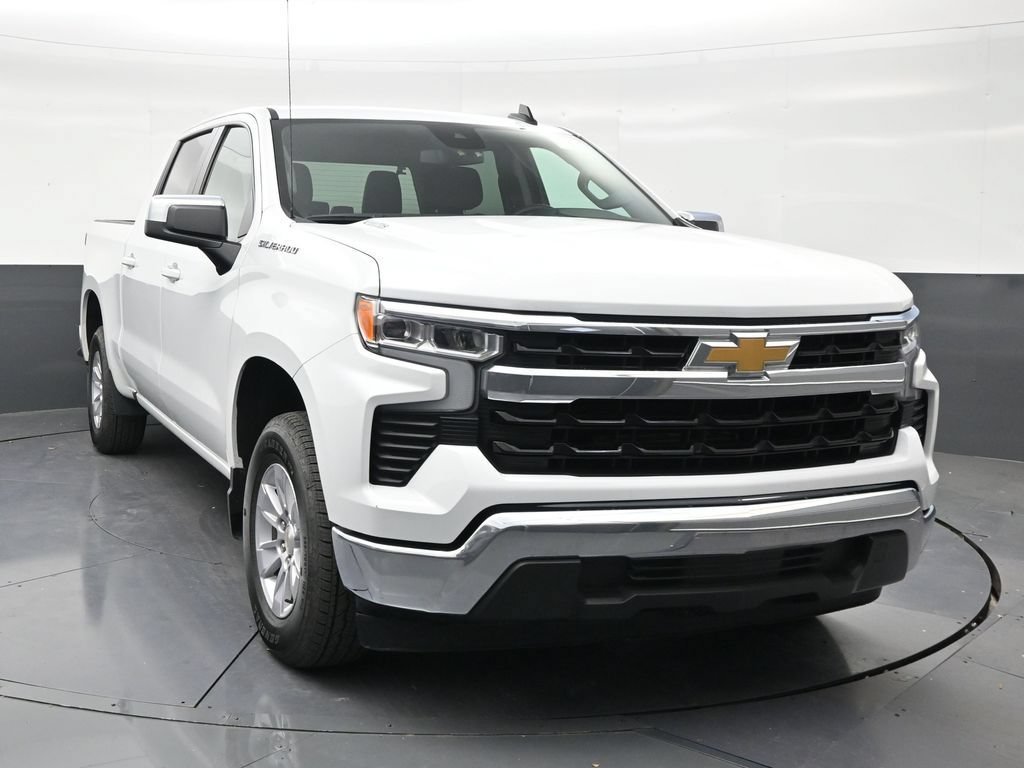 Used 2025 Chevrolet Silverado 1500 LT RWD image 7