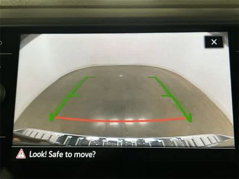 Certified 2023 Volkswagen Taos SE image 14