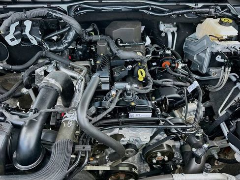 Used 2024 Ford Ranger Lariat w/ FX4 Off-Road Package AWD/4WD image 28