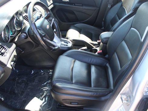 Used 2015 Chevrolet Cruze LTZ w/ Sun, Sound and Sport Package FWD image 13