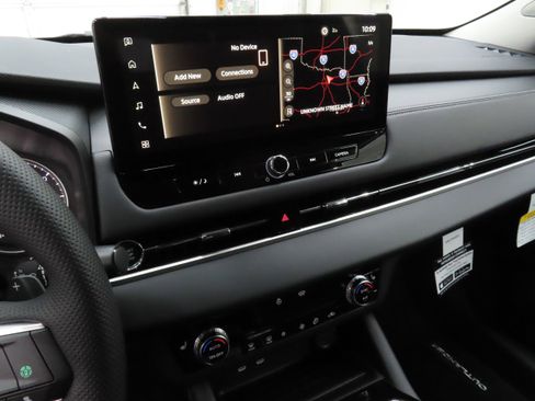 New 2026 Mitsubishi Outlander SE AWD/4WD image 17