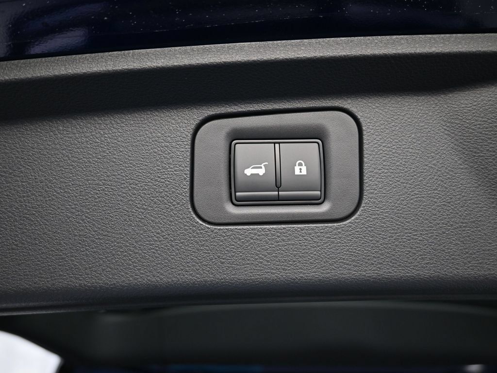 New 2025 Nissan Armada SL w/ Captain's Chari Seat Package RWD image 25