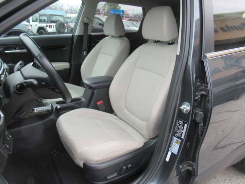 Used 2023 Kia Seltos EX image 16