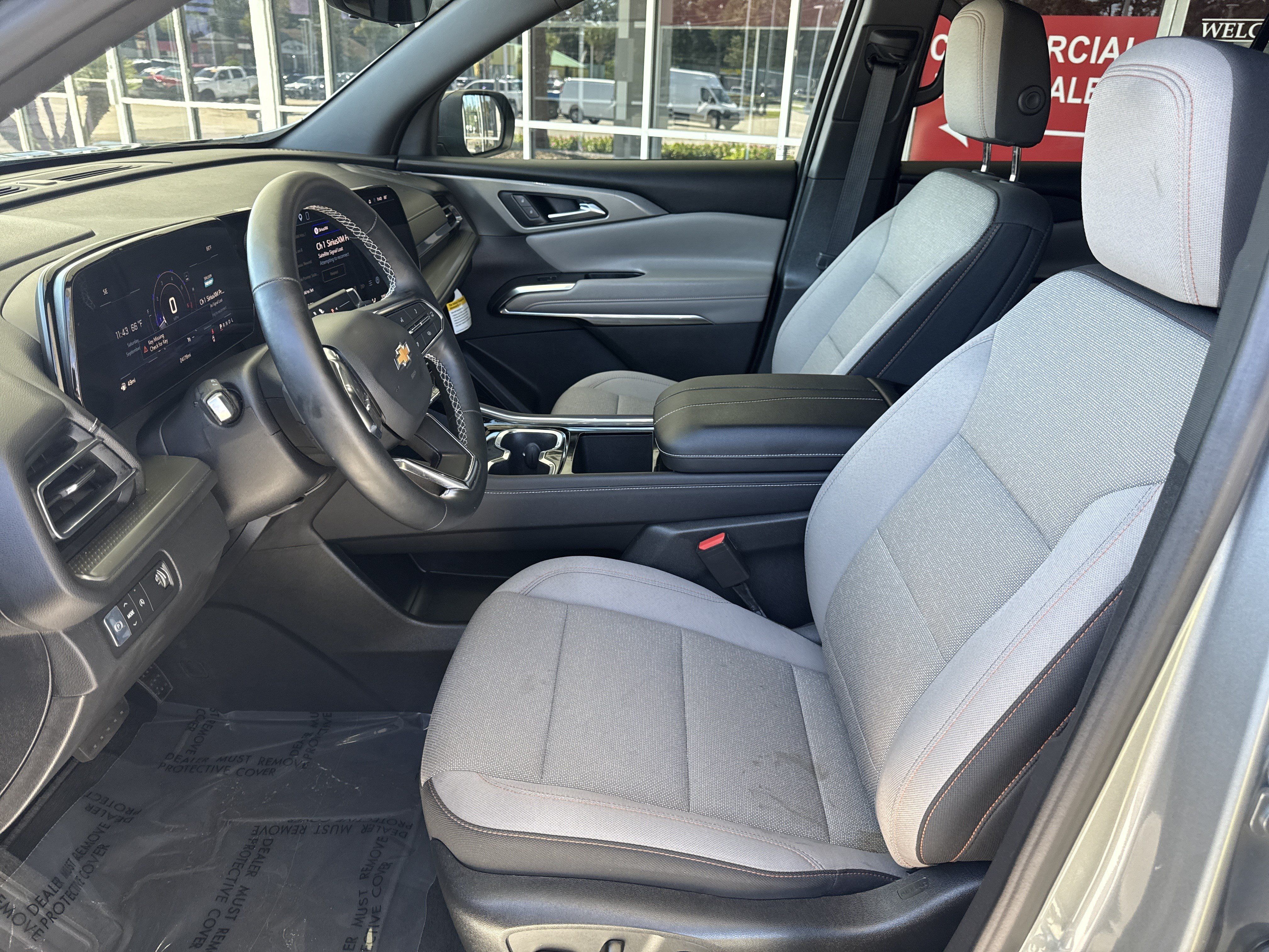 Used 2026 Chevrolet Traverse LT w/ Driver Confidence Package FWD image 20
