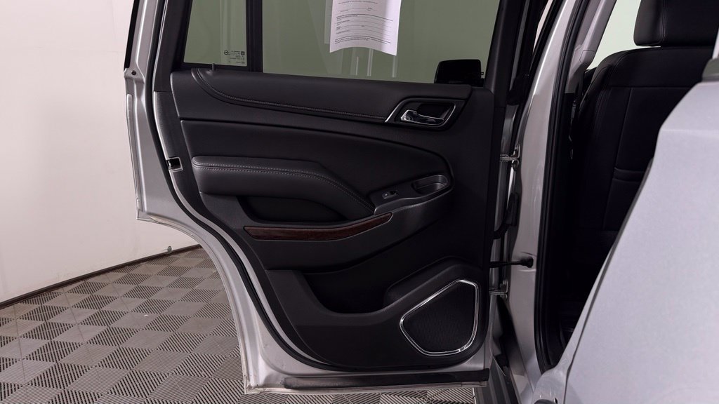 Used 2020 GMC Yukon SLT AWD/4WD image 29