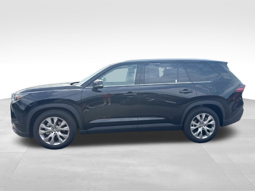 Used 2026 Toyota Grand Highlander FWD image 3