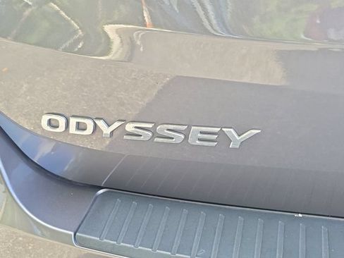 Certified 2024 Honda Odyssey Touring image 8