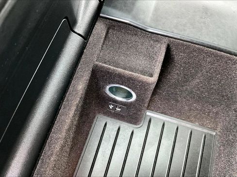 Used 2019 BMW 530i xDrive w/ Convenience Package image 32