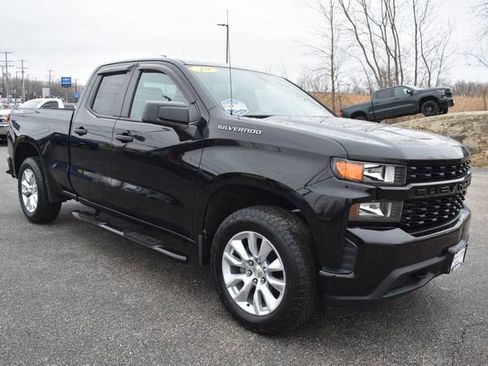 Used 2019 Chevrolet Silverado 1500 Custom w/ Custom Convenience Package image 10