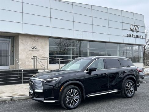 New 2026 INFINITI QX60 Luxe image 1