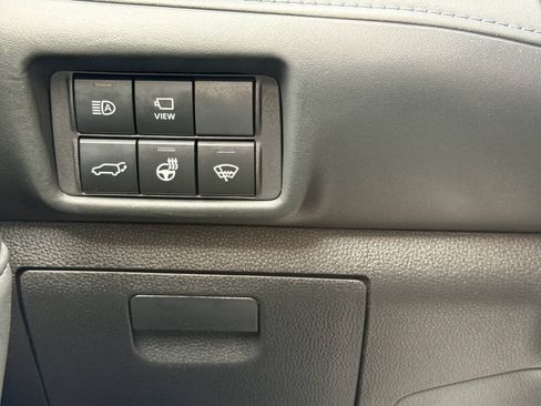Used 2020 Toyota Highlander Platinum AWD/4WD image 40