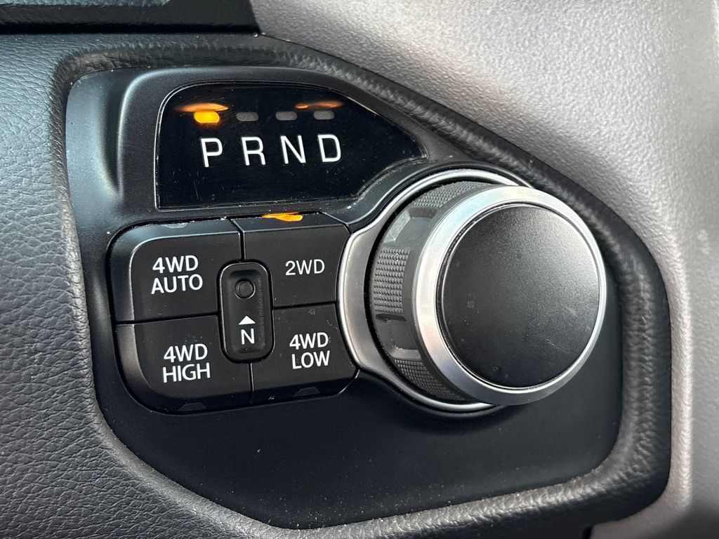 Used 2022 RAM 1500 Big Horn AWD/4WD image 19