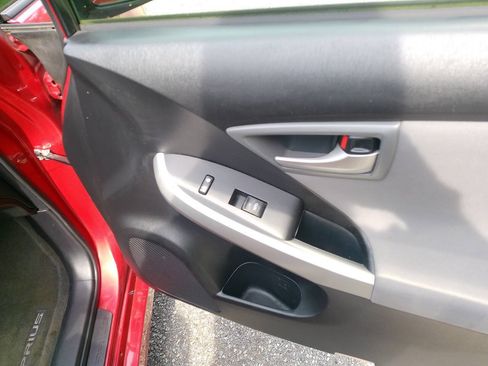 Used 2015 Toyota Prius Two FWD image 15