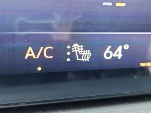 Used 2025 Buick Envision Preferred AWD/4WD image 21