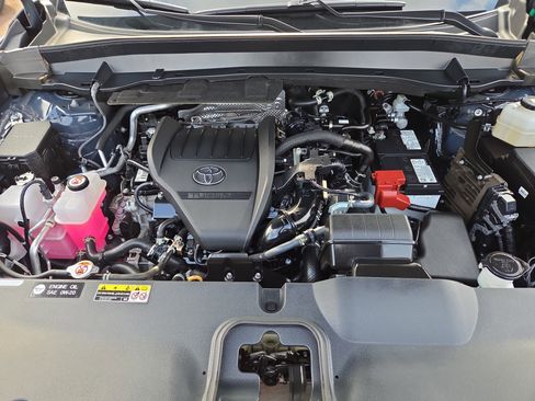 Certified 2024 Toyota Grand Highlander XLE AWD image 29
