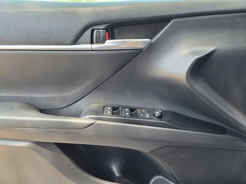 Used 2018 Toyota Camry SE w/ Audio Package FWD image 14