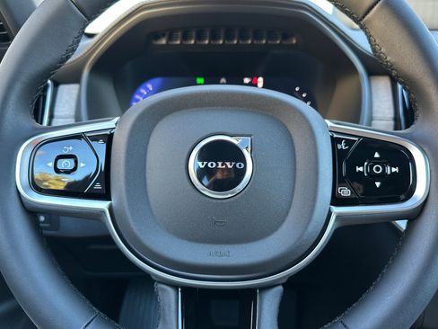New 2026 Volvo XC90 T8 Plus image 22