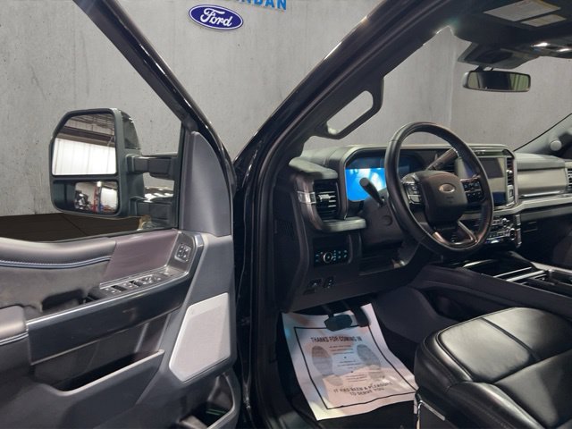 Used 2026 Ford F450 Platinum w/ FX4 Off-Road Package AWD/4WD image 33