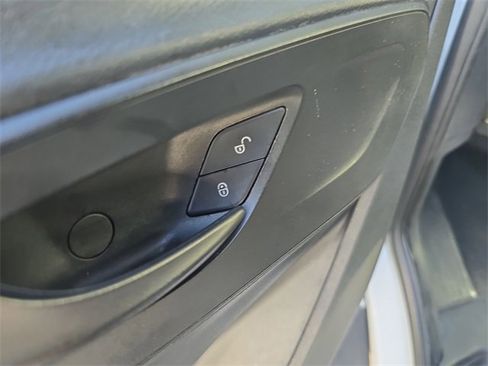Used 2023 Mercedes-Benz Sprinter 2500 image 13