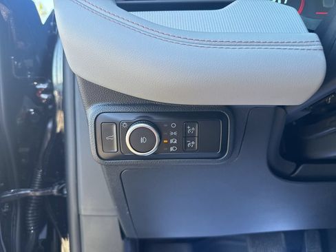 New 2026 Ford Explorer Active w/ Active Comfort Package RWD image 34