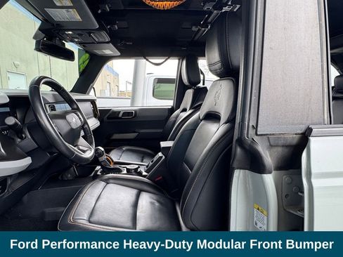 Used 2023 Ford Bronco Badlands w/ Sasquatch Package image 18