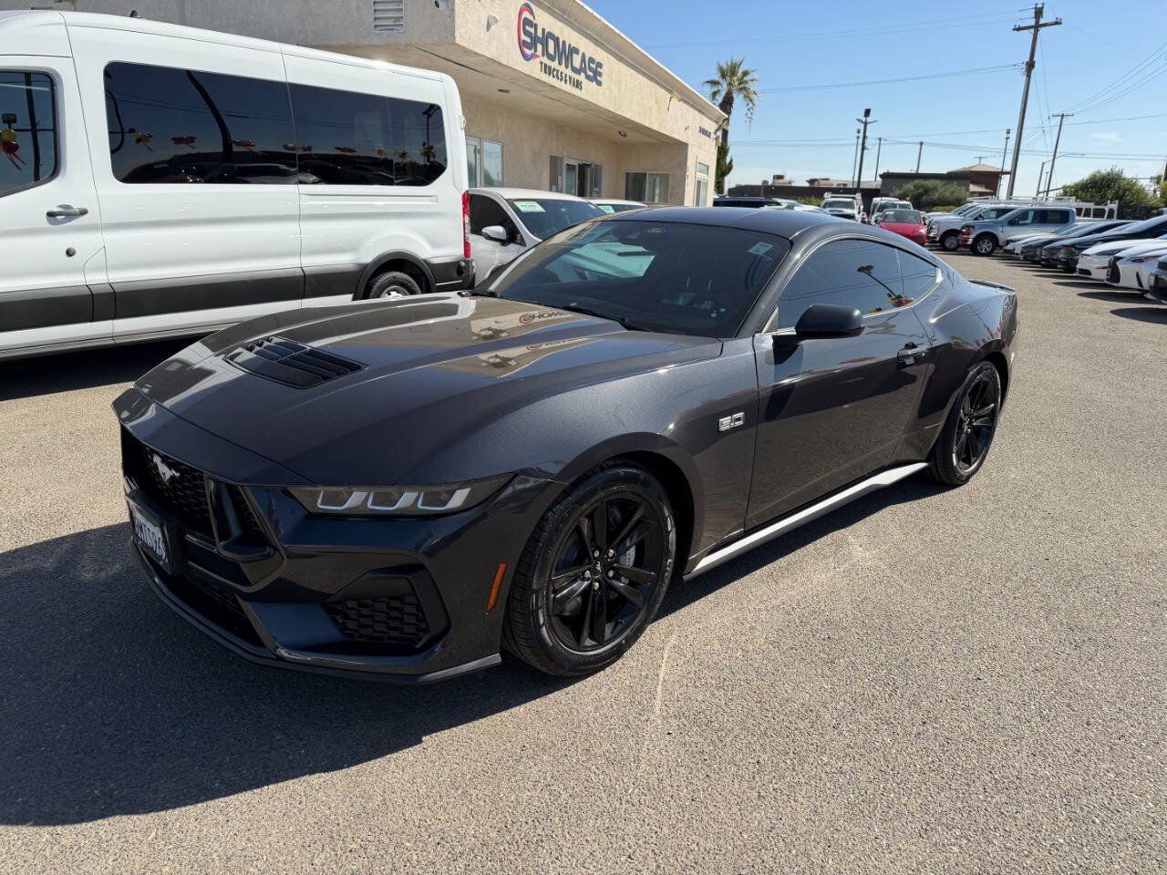 Used 2024 Ford Mustang GT RWD image 4