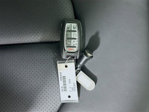 New 2026 Chrysler Pacifica Select image 20