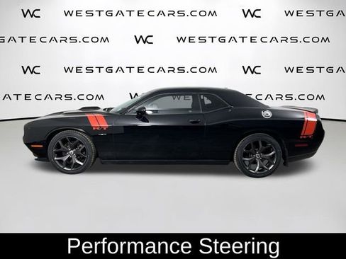 Used 2017 Dodge Challenger R/T image 5