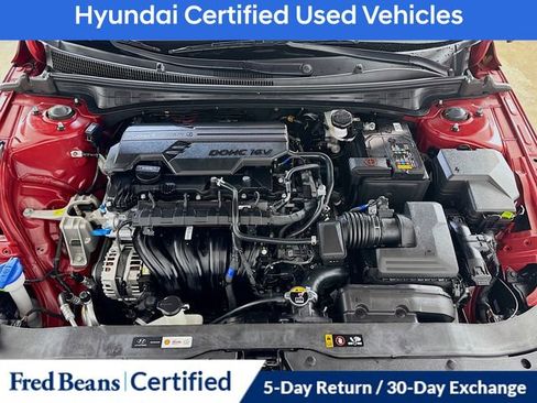 Certified 2025 Hyundai Elantra Sport image 27