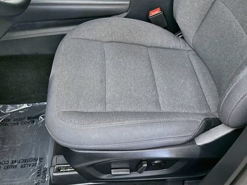 Used 2025 Ford Explorer Active AWD/4WD image 19