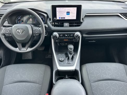 Used 2025 Toyota RAV4 XLE image 13