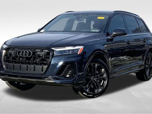 Certified 2025 Audi Q7 3.0T Premium Plus image 2