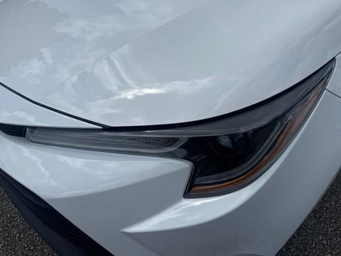Used 2025 Toyota Corolla LE FWD image 9