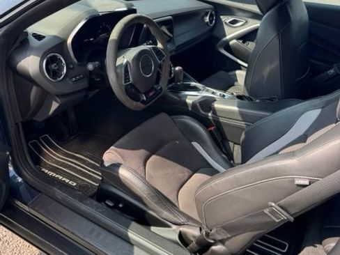 Used 2022 Chevrolet Camaro SS RWD image 4