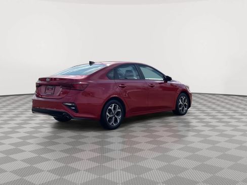 Used 2019 Kia Forte LXS image 8