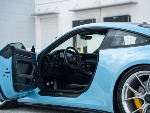 Used 2022 Porsche 911 GT3 RWD image 13