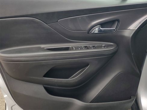 Used 2019 Buick Encore Preferred image 8