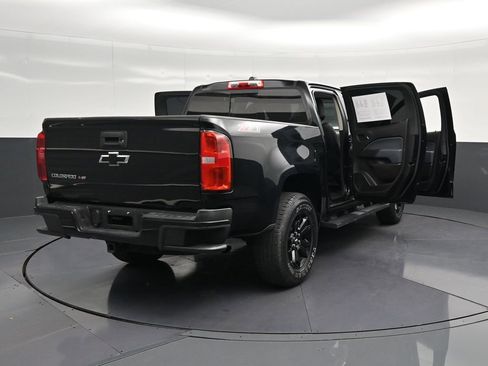 Used 2017 Chevrolet Colorado Z71 RWD image 33