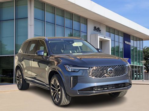 New 2026 Volvo XC90 B6 Ultra image 2