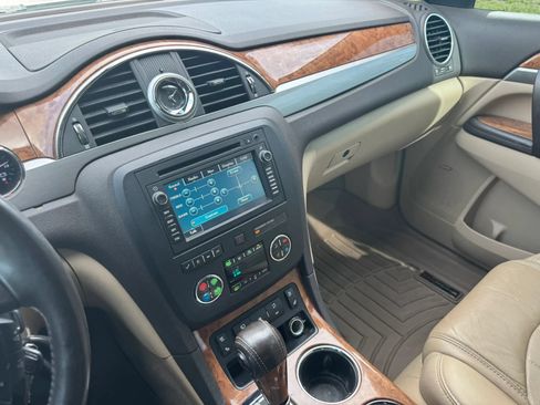 Used 2011 Buick Enclave CXL w/ LPO, Cargo Convenience Pkg AWD/4WD image 16